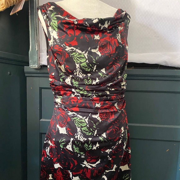 Satin sleeveless asymmetrical dress, mid length - Picture 1 of 6